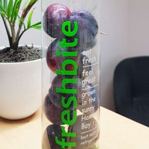 TreatMe deal -3kg or 2 tubes of Black Doris plums incl. delivery